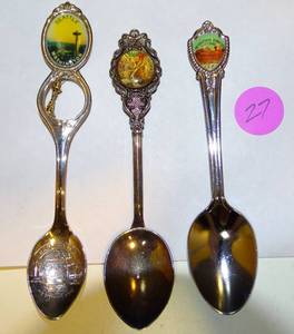 lot 27 image: LOT OF COLLECTOR SPOONS AS SHOWN - SEATTLE, COLORADO, AND ARIZONA