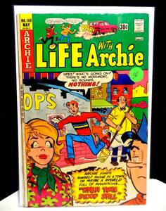 lot 38 image: VINTAGE COMIC - Life with Archie #169 May 1976 Time Stood Still