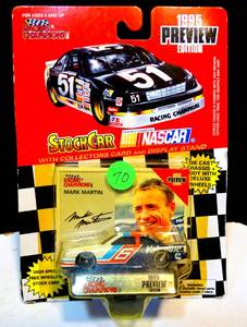 lot 70 image: Racing Champions Stock Car #6 Mark Martin NASCAR 1995 Preview Valvoline Ford