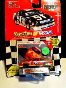 lot 71 image: 1995 RACING CHAMPIONS StockCar Preview #94 BILL ELLIOTT 164 Nascar FORD