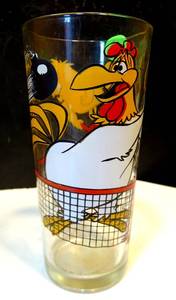 lot 53 image: Vintage Warner Bros Foghorn Leghorn Henry Hawk 1976 Pepsi Collector Glass $$
