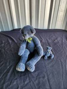 lot 19 image: Vintage Teddy Bear by C & S - Texas Bear Artist Guild