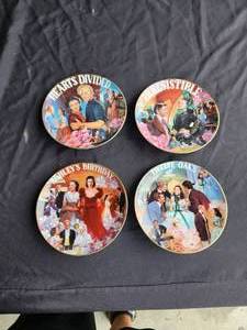 lot 100 image: Selection of 4 collectible musical plates from The Bradford Exchange - featuring Gone with the Wind scenes