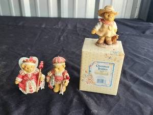 lot 177 image: Selection of cherished Teddies figurines