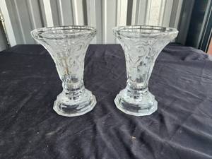 lot 187 image: Pair of Fifth Avenue crystal Japan-full leaded vase-candleholder
