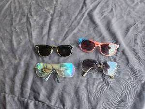lot 195 image: Selection of sunglasses - RayBan and others