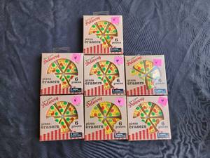 lot 218 image: Selection of 7 pizza eraser sets