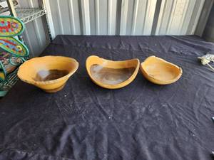 lot 231 image: Selection of 3 rough cut wood bowls
