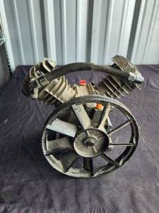 lot 246 image: Air compressor pump head - purchased and never used