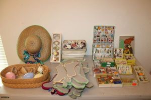 lot 128 image: Easter decorations with wooden tree ornaments