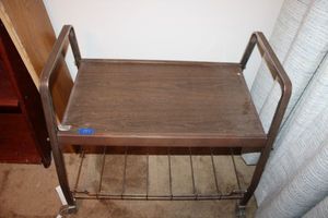 lot 137 image: Vintage rolling cart with bottom wire rack