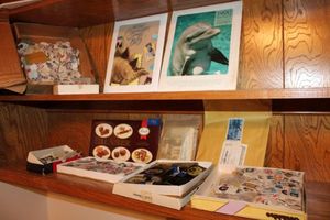 lot 142 image: Stamps with commemorative stamp books