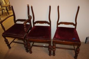 lot 174 image: Vintage upholstered seat chairs as shown