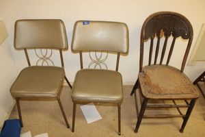 lot 181 image: Vintage and antique chairs as shown