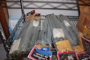 lot 48 image: Drawer slides - 14 7 sets