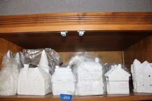 lot 234 image: Unpainted Ceramic Bisque village houses