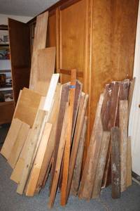 lot 268 image: Wood boards and pieces