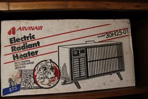 lot 275 image: Vintage electric heater