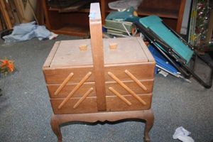lot 292 image: Vintage sewing box on wheels as shown