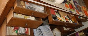 lot 390 image: Vintage office supplies, cards and envelopes