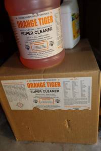 lot 366 image: Orange Tiger Super Cleaner