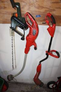 lot 406 image: Weed trimmers