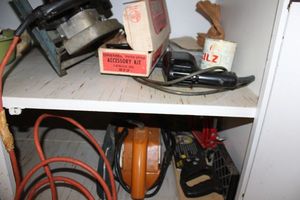 lot 448 image: Tools circular saw, belt sander,