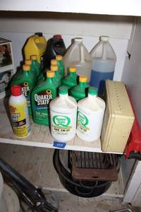 lot 444 image: Motor oil