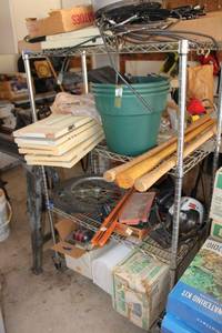 lot 487 image: Wire metro shelving unit with locking wheels