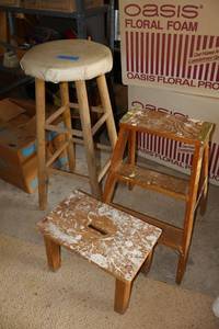 lot 359 image: Stool and step stools