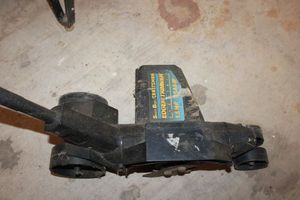 lot 521 image: Craftsman Edger trimmer