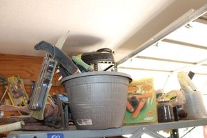 lot 507 image: Wire brush set, Weed cutter blade, gardening tools