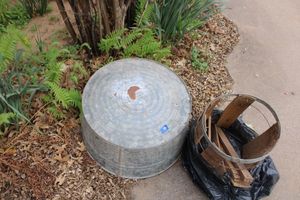 lot 540 image: Galvanized tub