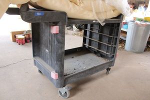 lot 582 image: Rolling cart only
