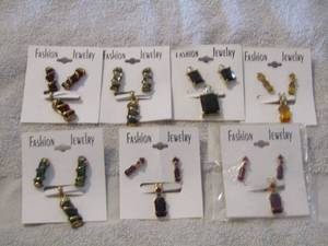 lot 103 image: necklace pendants with matching earrings