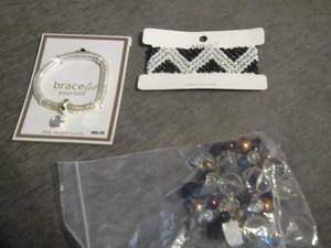 lot 47 image: womens beaded bracelets, fine silver platted bracelet, beaded bracelet