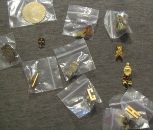 lot 141 image: LAPEL PINS - C , H, SANTA, PLUS SEVERAL MORE