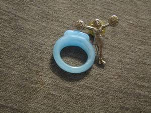 lot 157 image: cheer leader shirt pin, blue plastic ring