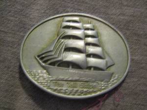 lot 97 image: tBELT BUCKLE  - THE TALL SHIPS