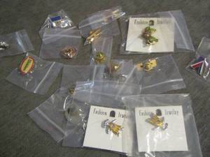 lot 152 image: shirt pins