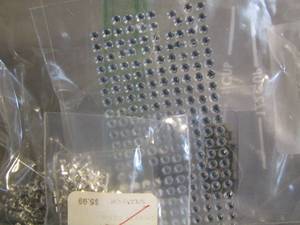 lot 115 image: Rhinestones and tiny beads