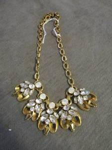 lot 7 image: Gold chain with rhinestones necklace