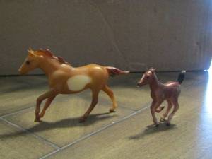 lot 88 image: qty 2 miniature Breyer horses