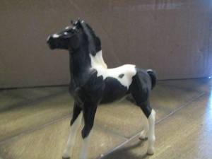 lot 177 image: Breyer horse paint foal black and white