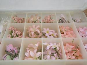 lot 31 image: buttons, flower crafts, and more