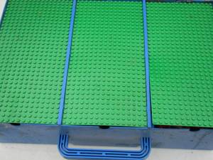 lot 40 image: LEGO box full of legos
