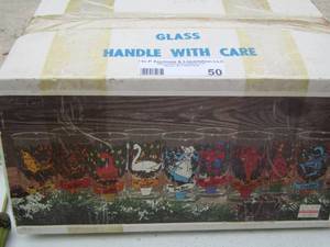 lot 50 image: qty 9 dcor glasses  12 DAYS OF CHRISTMAS