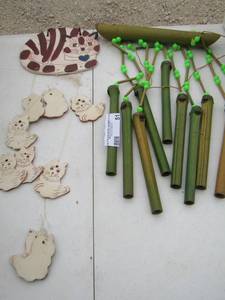 lot 51 image: ceramic cat wind chimes, bamboo wind chimes