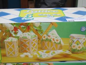 lot 55 image: lattice 5 piece table top set