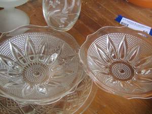 lot 57 image: clear glass bowls, glass vase and more